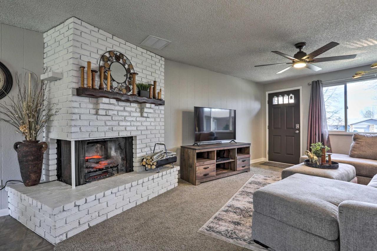 Duplex With Private Yard 3 Mi To Downtown Loveland! Zewnętrze zdjęcie