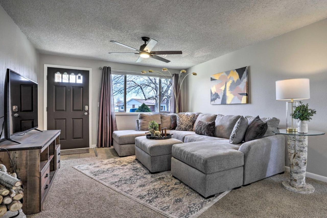 Duplex With Private Yard 3 Mi To Downtown Loveland! Zewnętrze zdjęcie