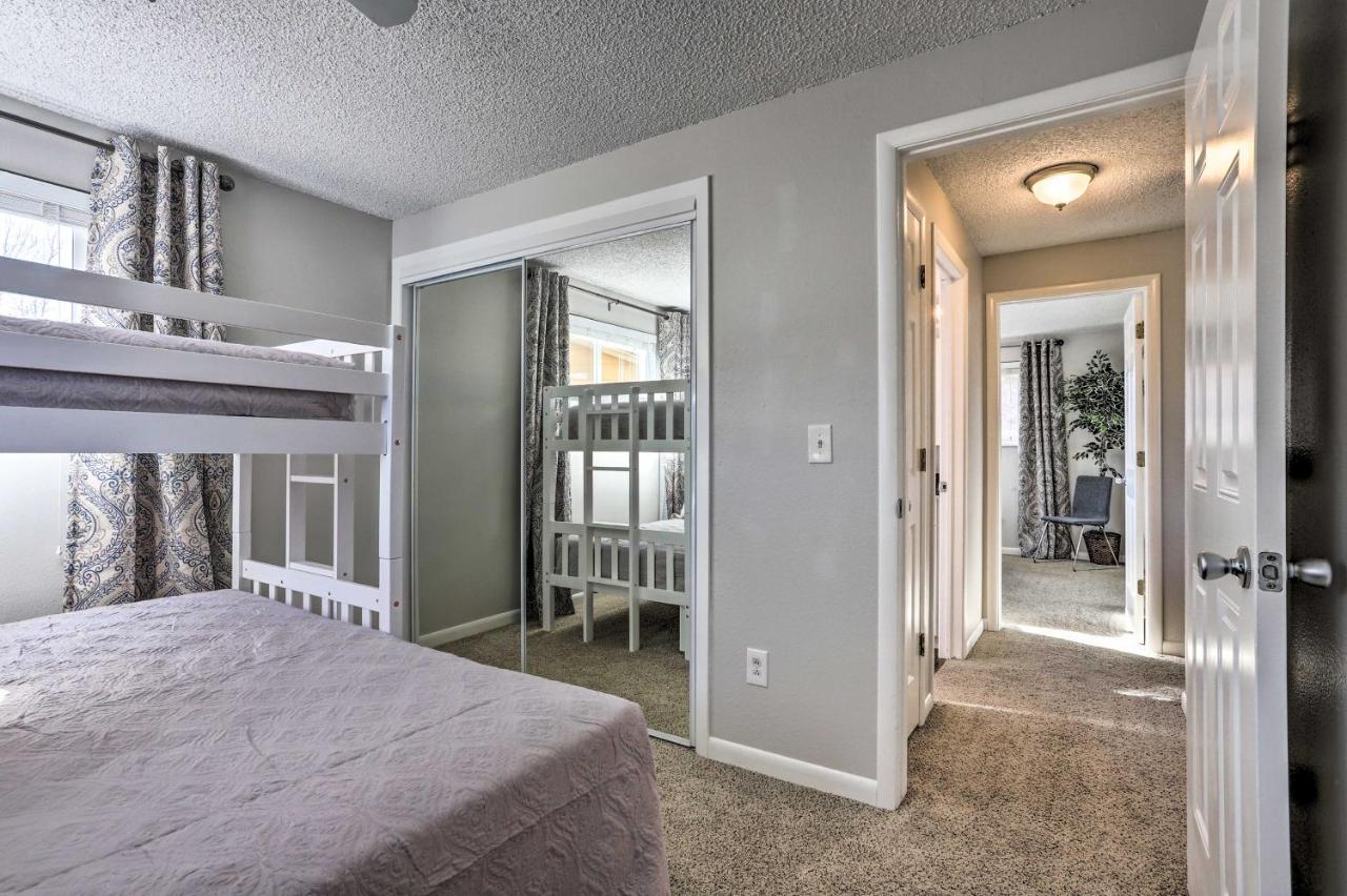 Duplex With Private Yard 3 Mi To Downtown Loveland! Zewnętrze zdjęcie